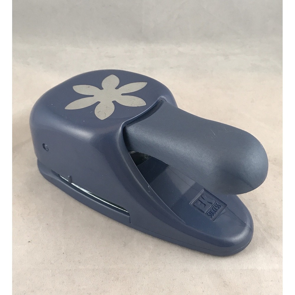 EK Success Paper Shapers Flower Daisy Paper Punch Whale Tail Lever